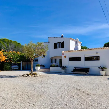Barlavento - Stunning 4-bedroom With Tennis Court Villa Carvoeiro (Lagoa)
