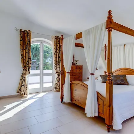 빌라 Barlavento - Stunning 4-bedroom With Tennis Court 카르보에이루