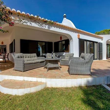 Barlavento - Stunning 4-bedroom With Tennis Court *